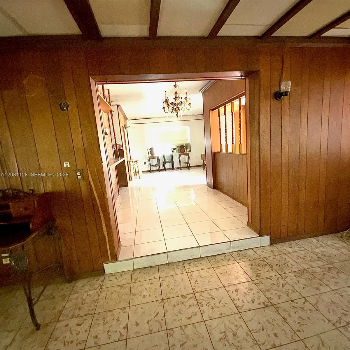 651 Jann Ave photo 4