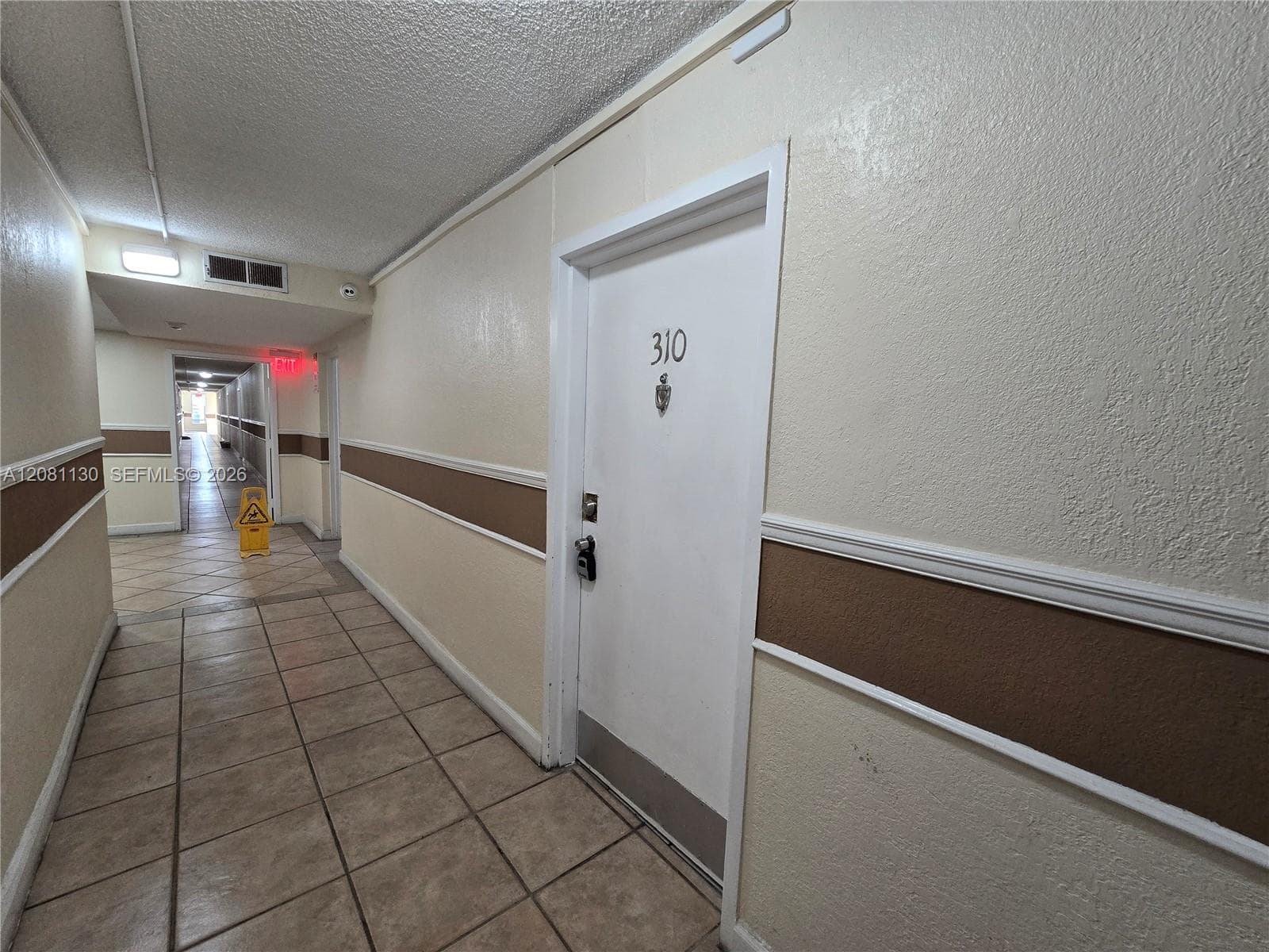 YOLANDA VILLAS CONDO · #310E in Miami - Photo 13