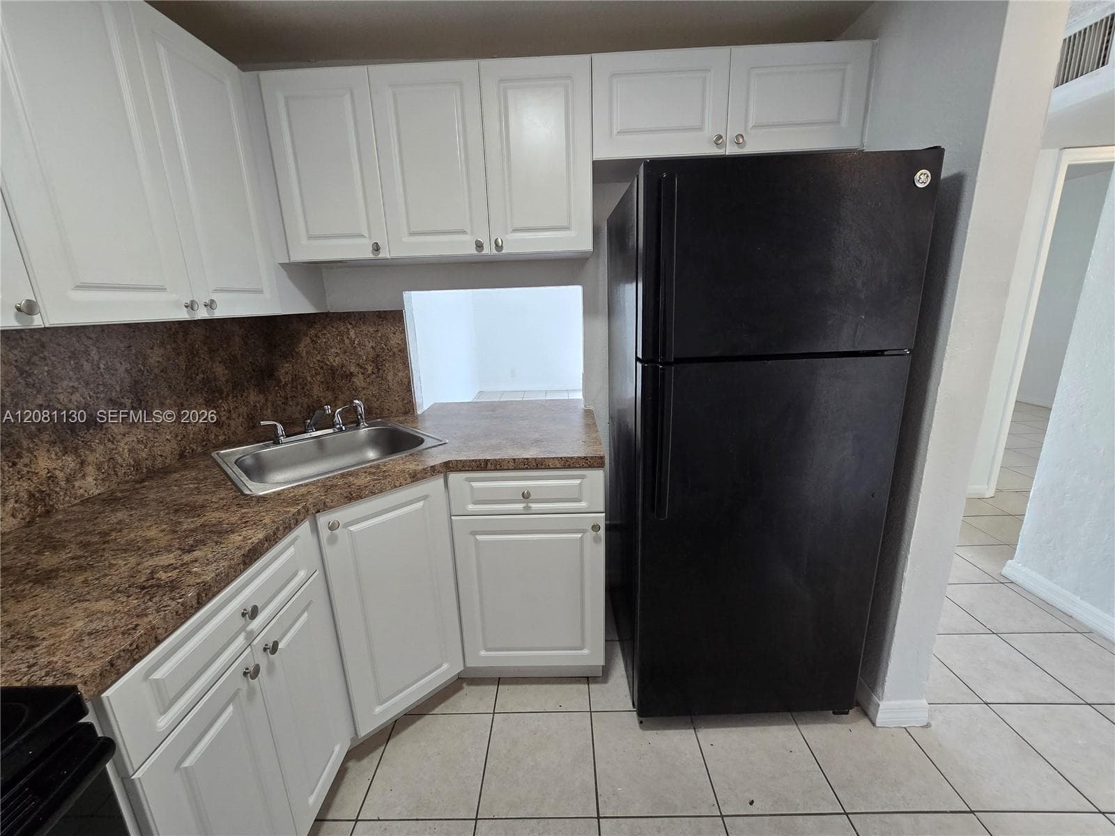 YOLANDA VILLAS CONDO · #310E in Miami - Photo 4