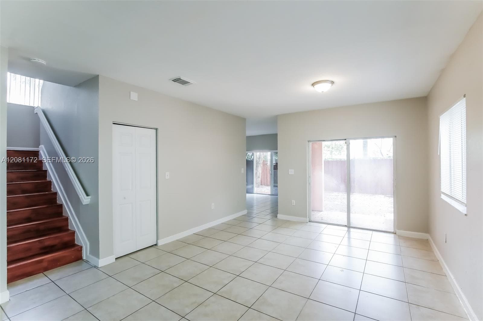 3432 NE 3rd Dr photo 5