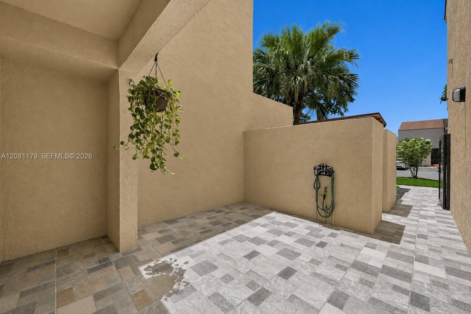 9133 Fontainebleau Blvd #5 photo 6