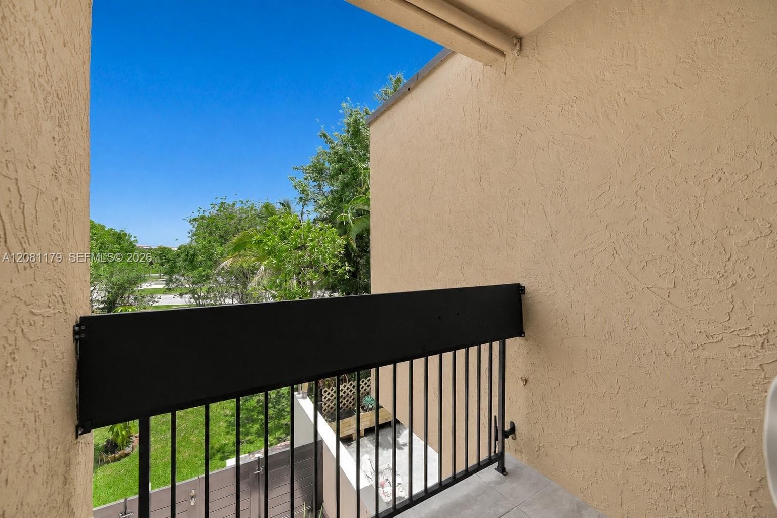 9133 Fontainebleau Blvd #5 photo 36