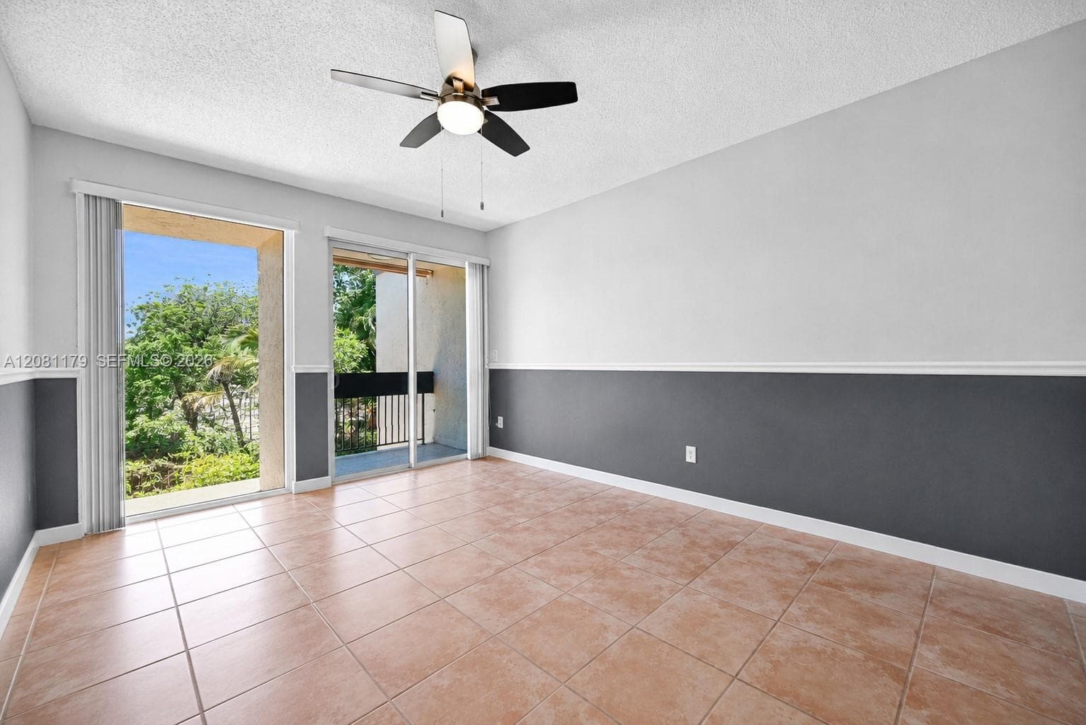 9133 Fontainebleau Blvd #5 photo 32