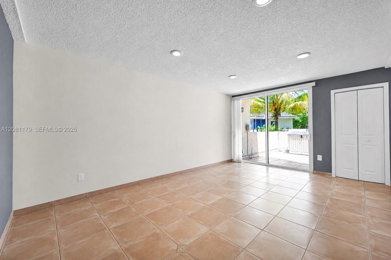 9133 Fontainebleau Blvd #5 photo 9
