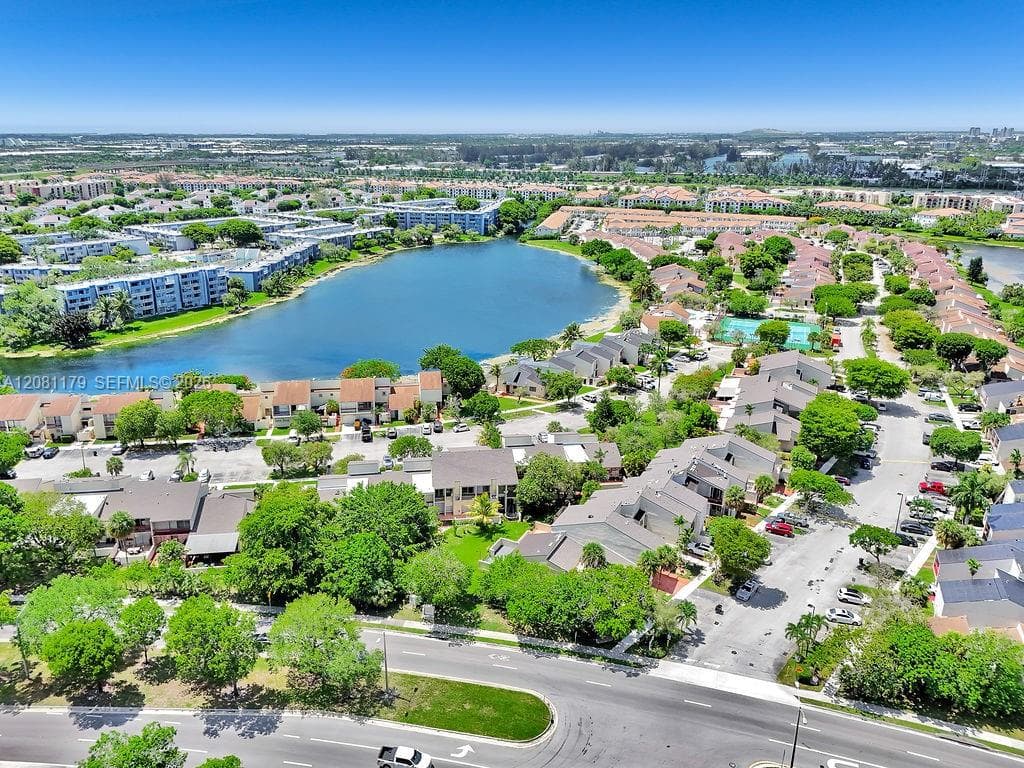 9133 Fontainebleau Blvd #5 photo 58