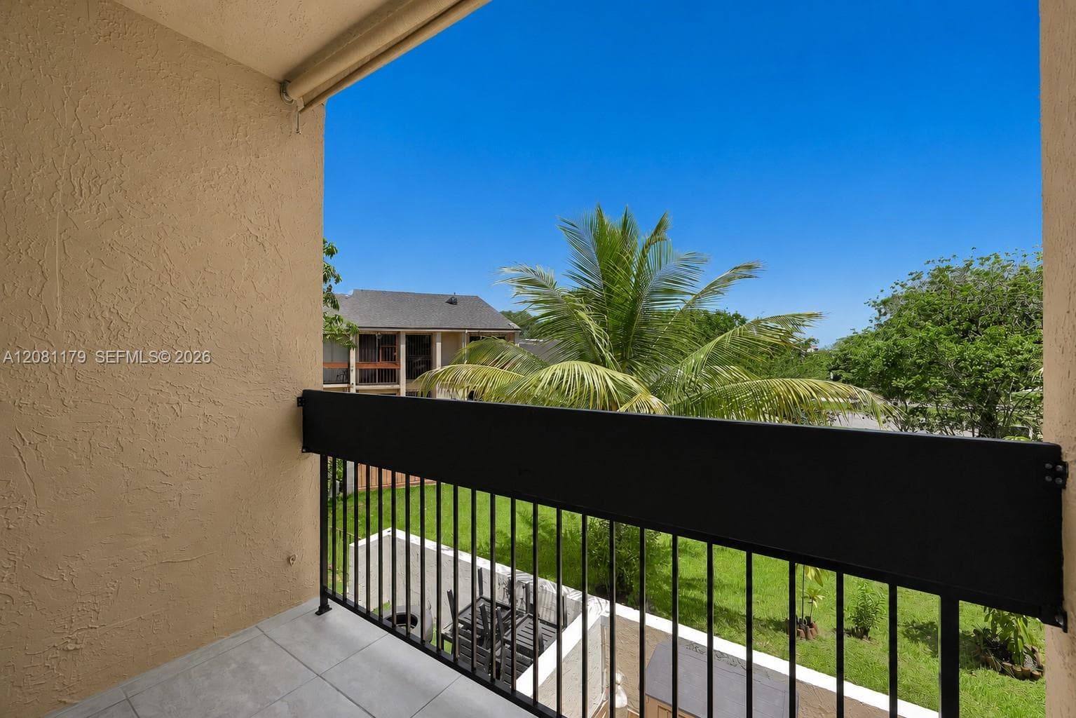 9133 Fontainebleau Blvd #5 photo 40