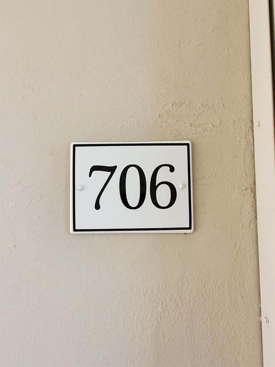 rt 706 door