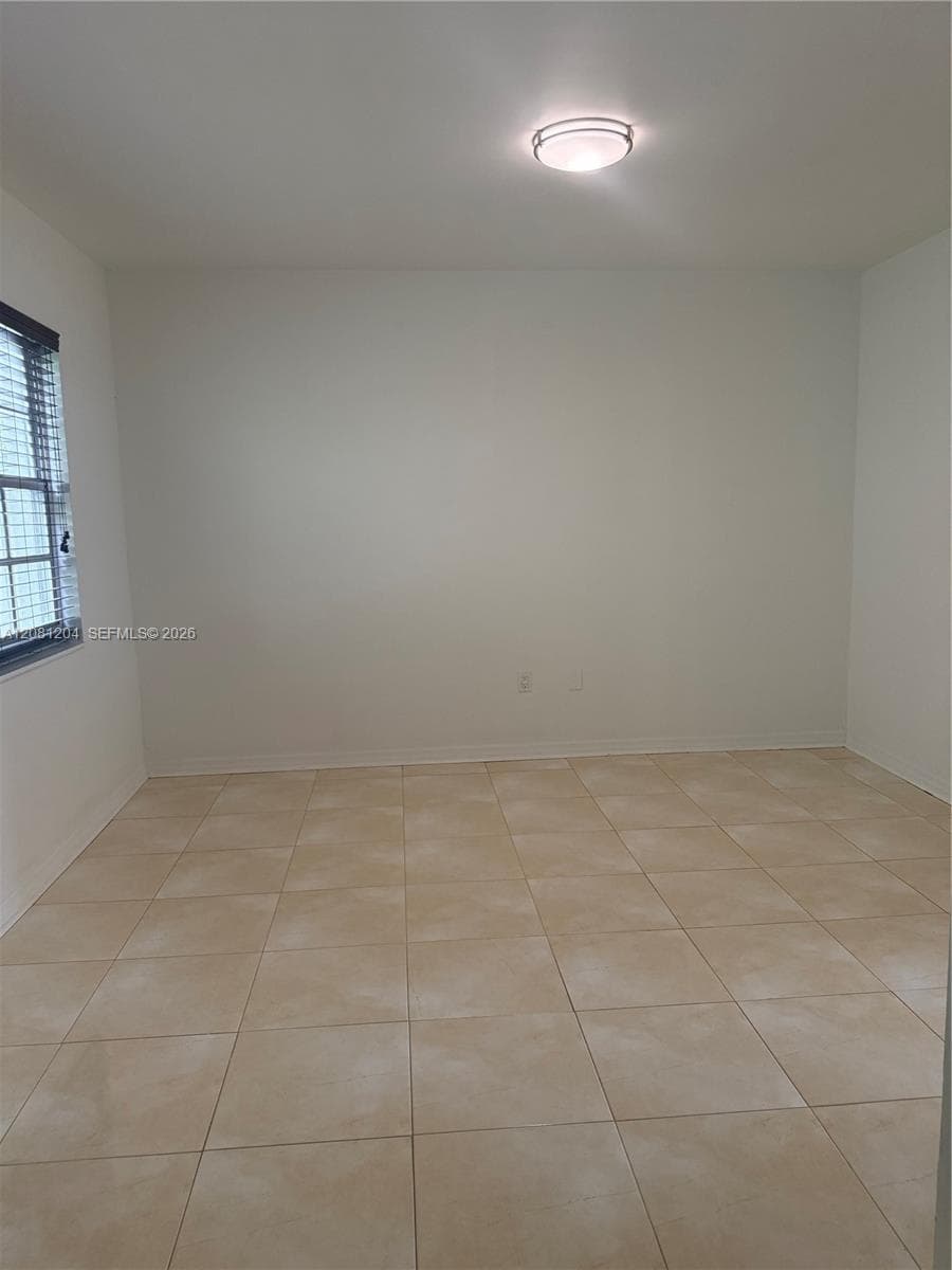 ALOHA CONDO · #103 in Miami Beach - Photo 15