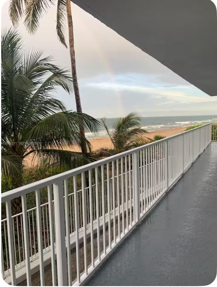 INTERNATIONAL STUDIO APT · #218 in Lauderdale By The Sea - Photo 4