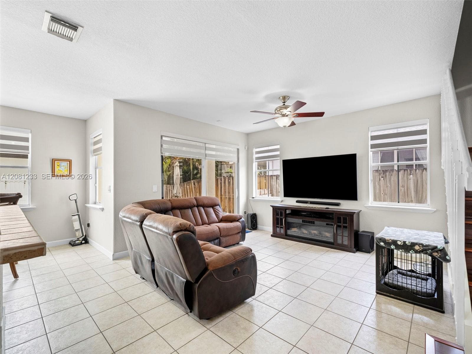 15541 SW 21st Ter photo 23