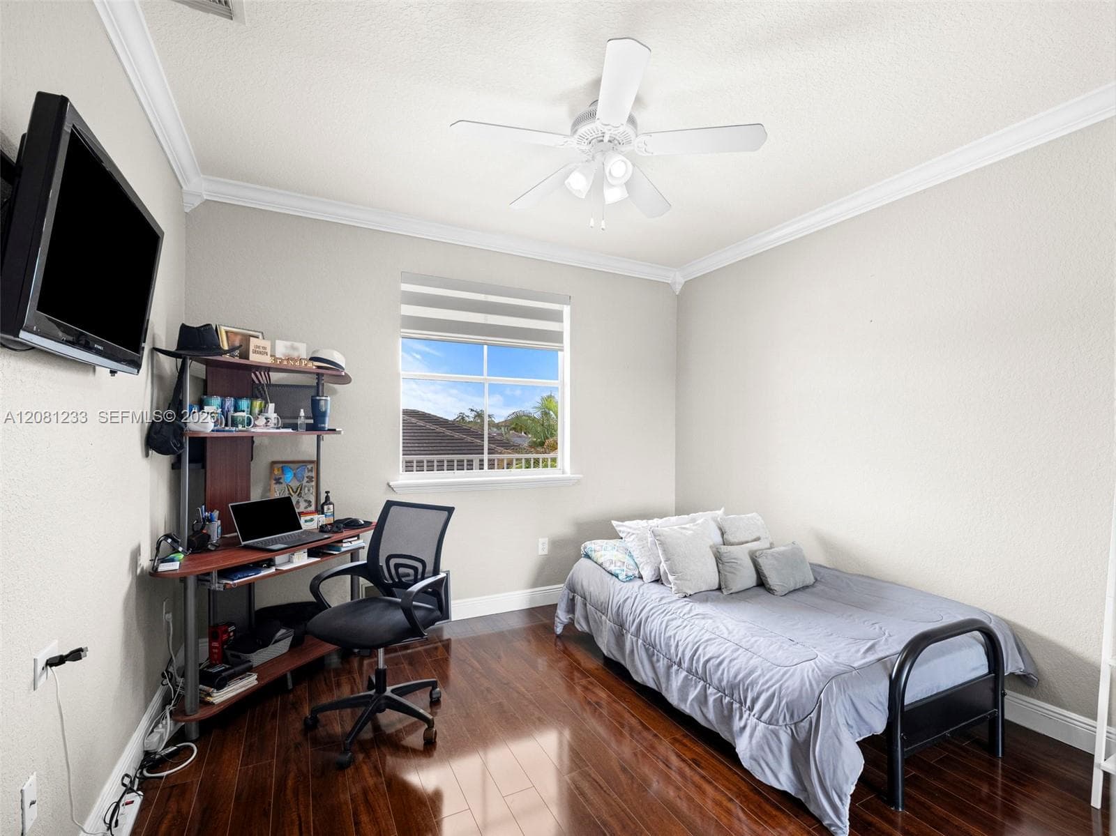 15541 SW 21st Ter photo 10