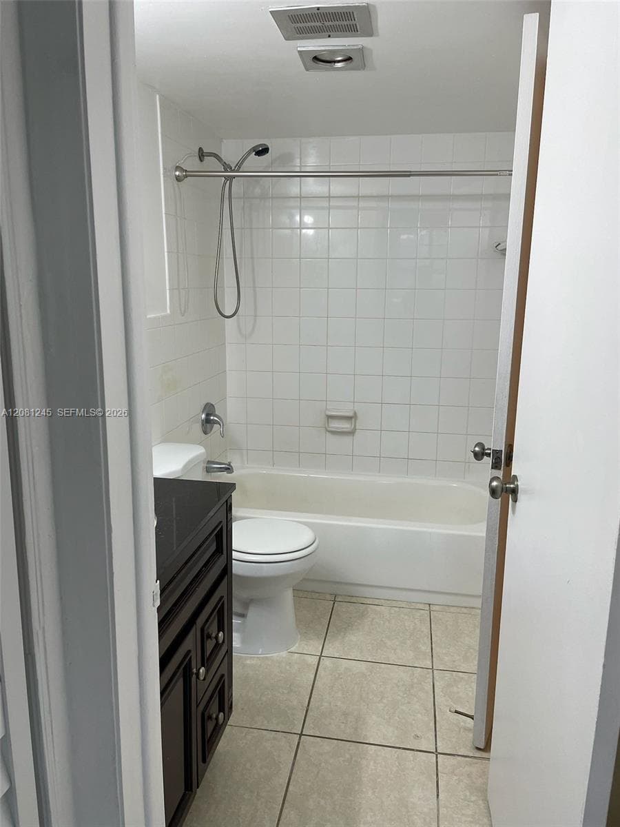 PORTALAGRE BUILDING CONDO · #310 in North Miami Beach - Photo 10