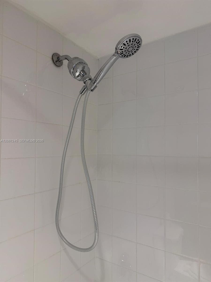 PORTALAGRE BUILDING CONDO · #310 in North Miami Beach - Photo 11
