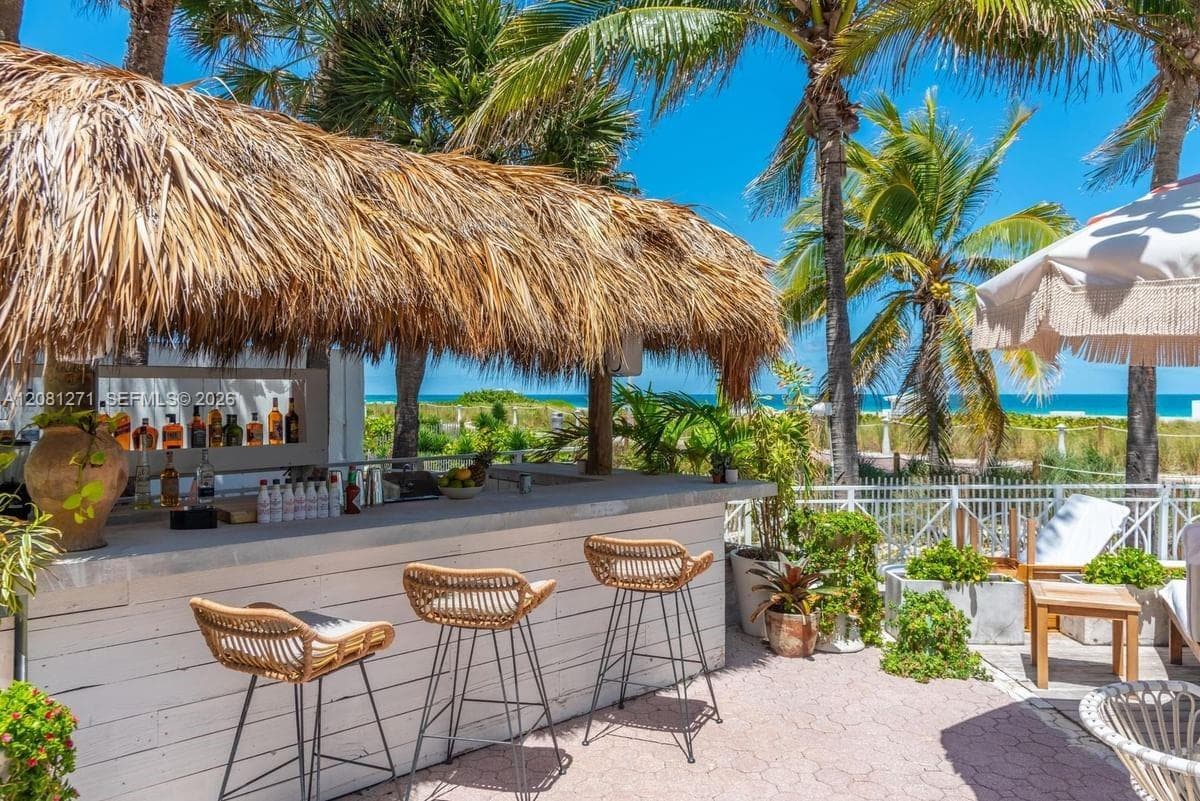 Rent includes Savoy Beach Club access for tenants only.