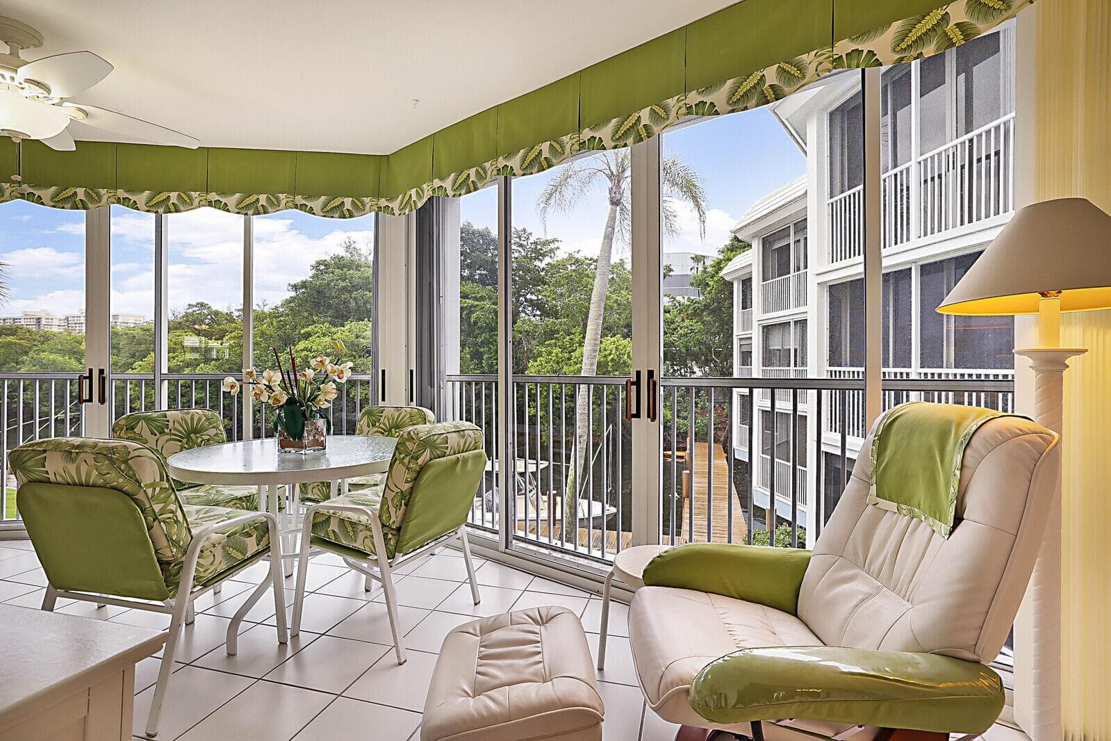 07_700_NE_Harbour_Terrace_Unit_2317_mls