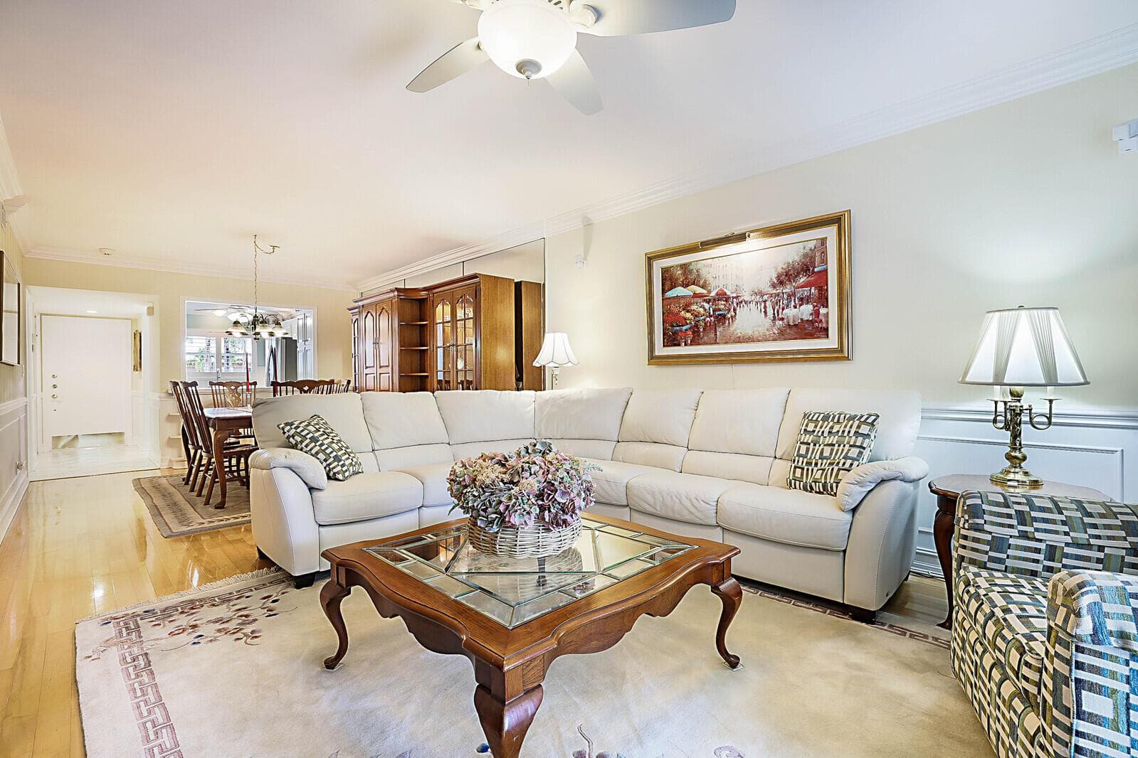 03_700_NE_Harbour_Terrace_Unit_2313_mls