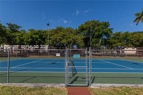 CAPRI GARDENS · #C102 in North Miami - Photo 3