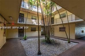 CAPRI GARDENS · #C102 in North Miami - Photo 1
