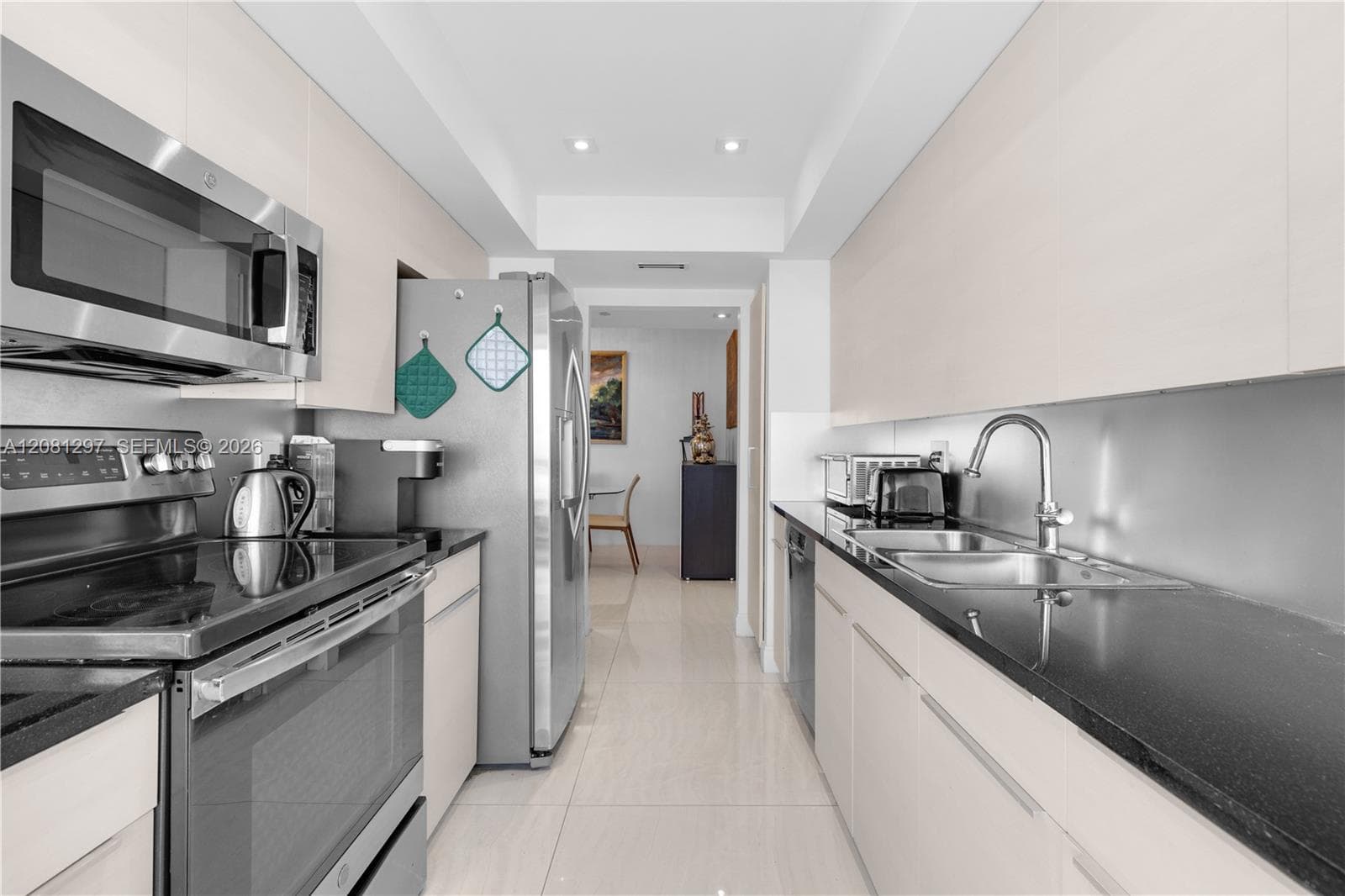 SOUTH TOWER AT THE POINT · #2807 in Aventura - Photo 12