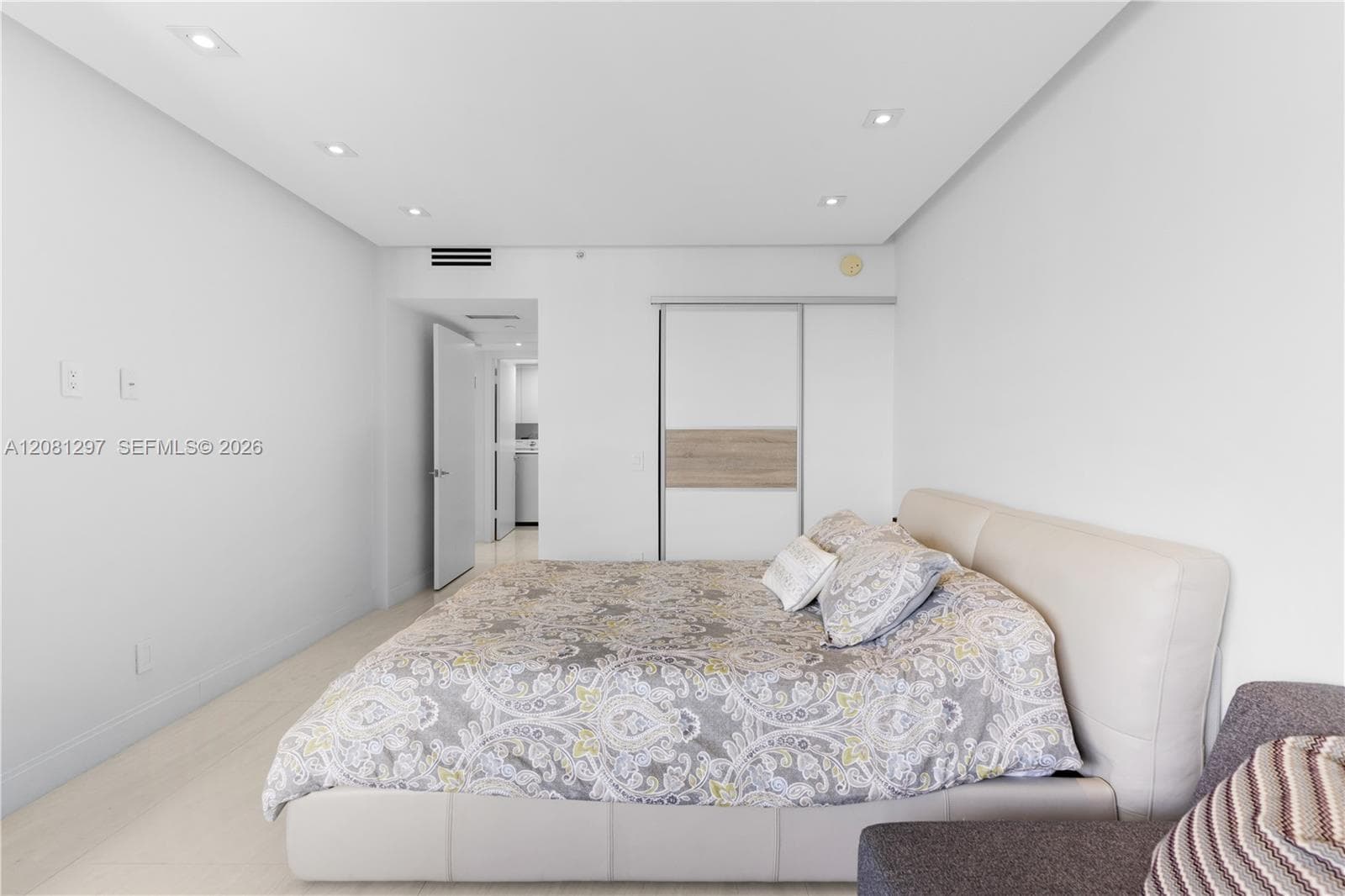 SOUTH TOWER AT THE POINT · #2807 in Aventura - Photo 21