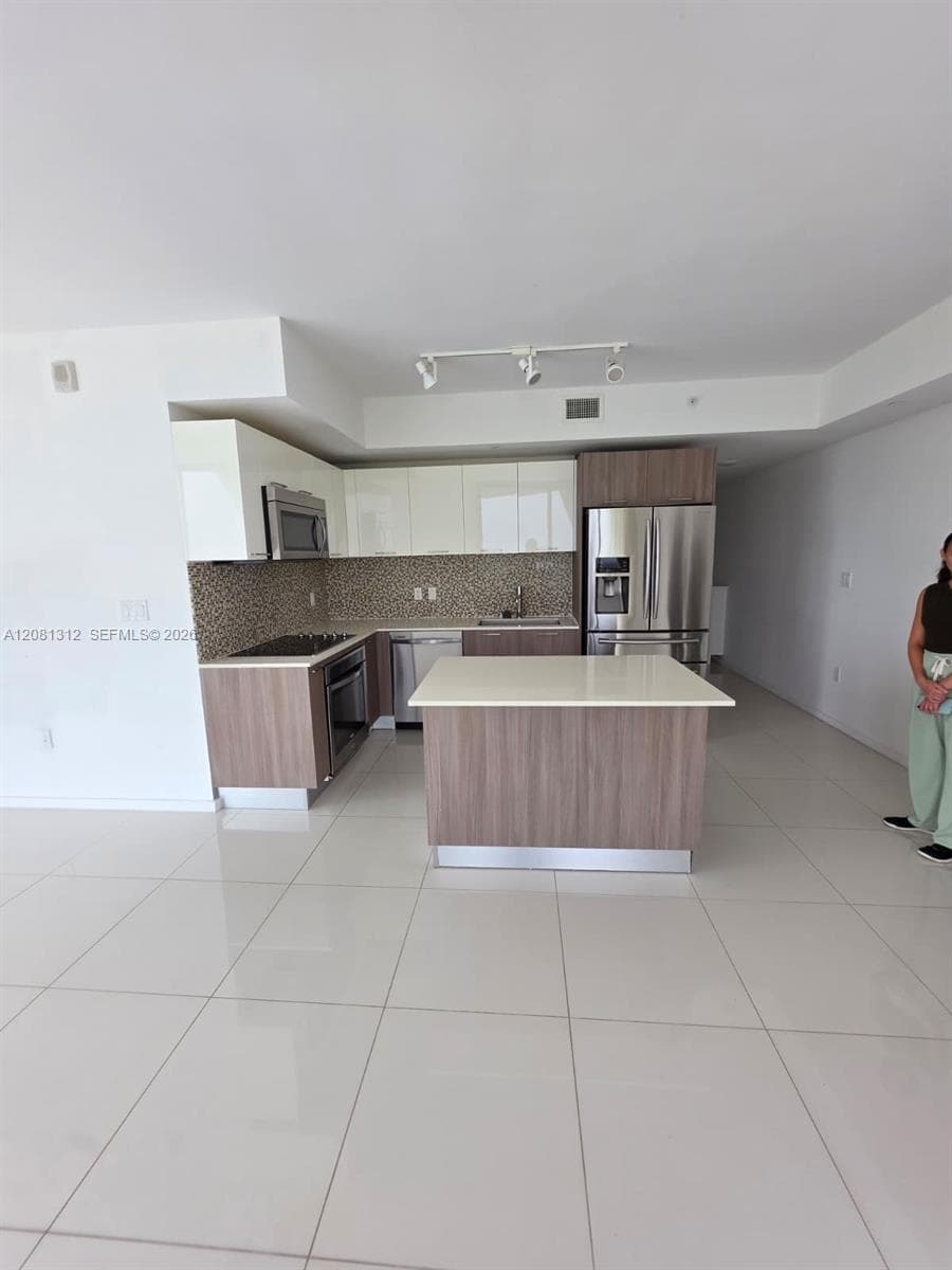 5353 PASEO CONDO · #1014 in Doral - Photo 9