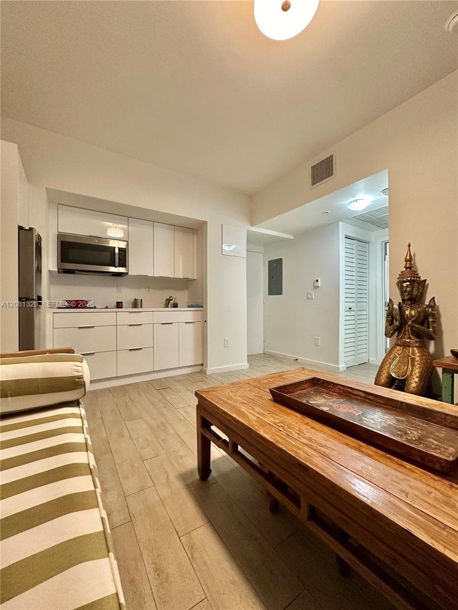 EMILY CONDO · #103 in Miami Beach - Photo 1