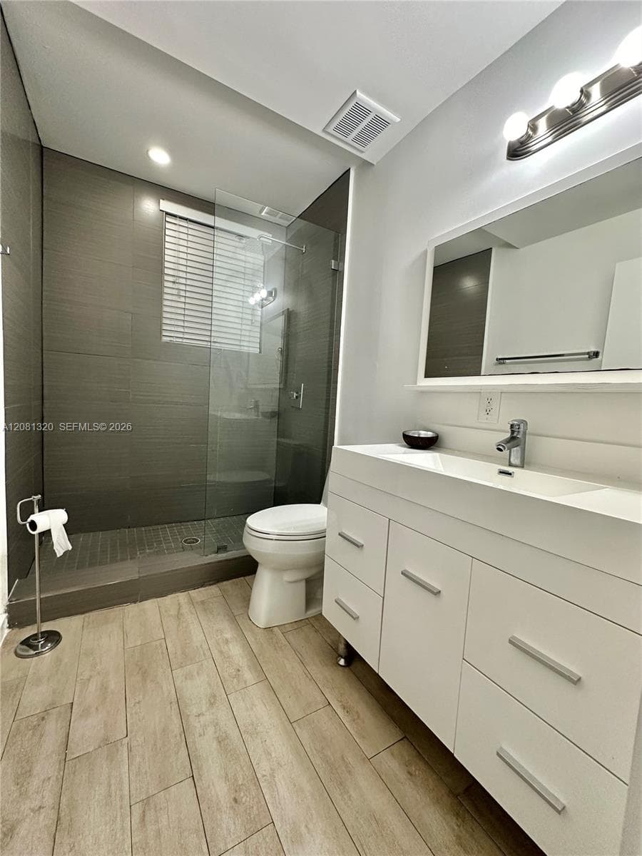 EMILY CONDO · #103 in Miami Beach - Photo 14