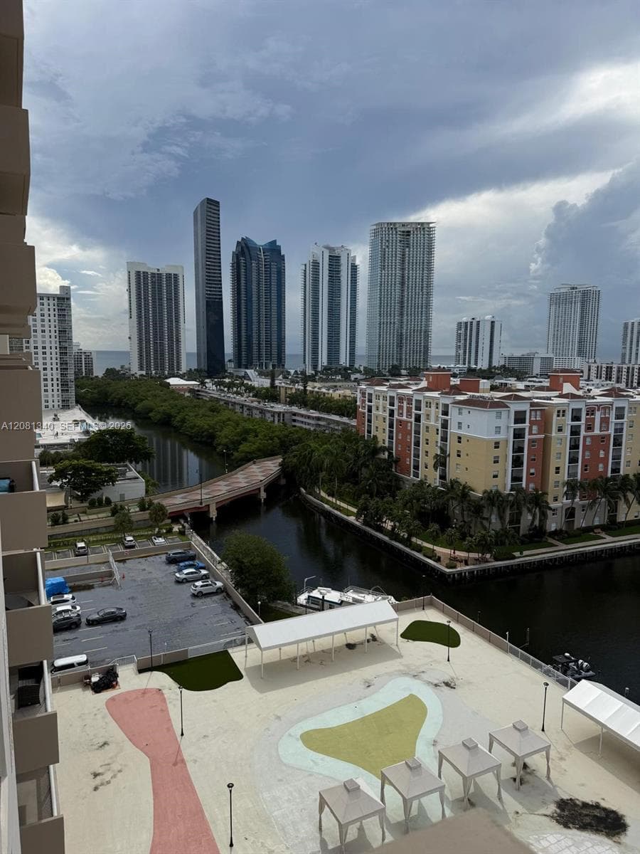 Winston Towers 100 Condo · #1420 in Sunny Isles Beach - Photo 13