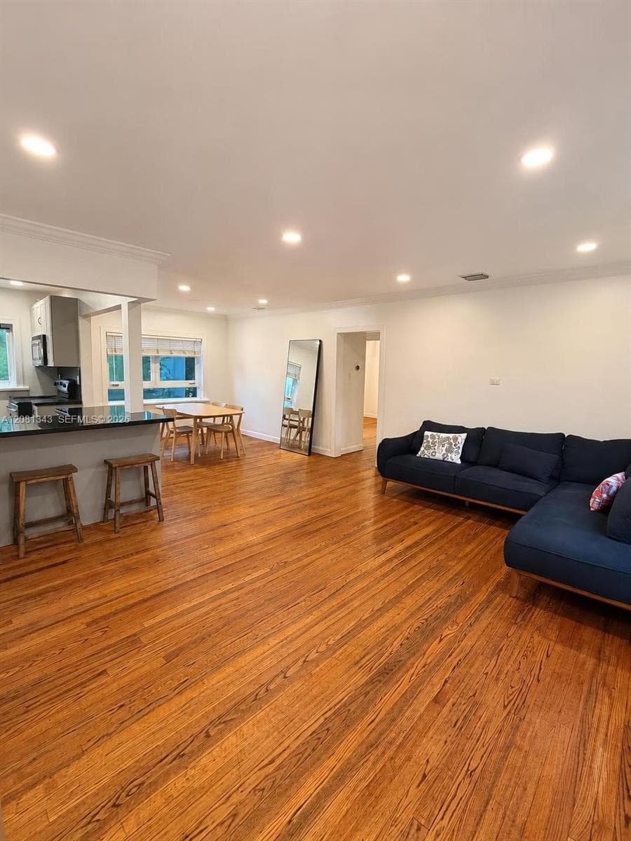 HIGH PINES CONDO · #3 in Miami - Photo 1