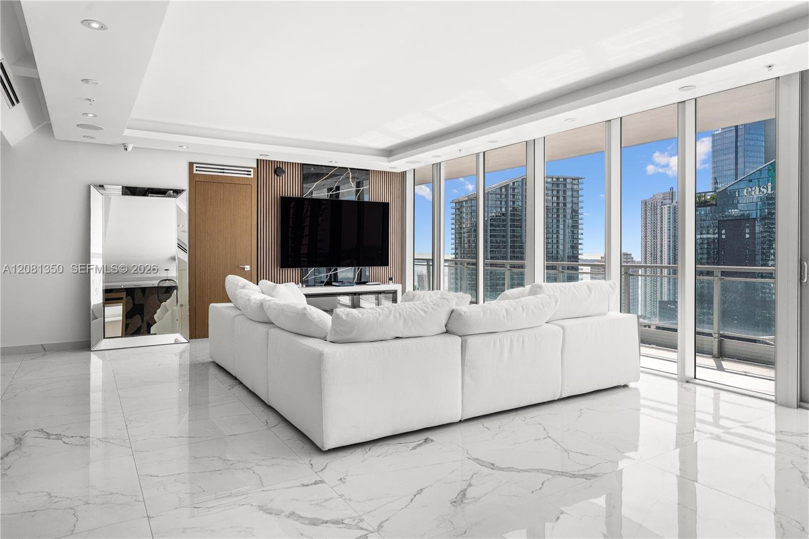 Mint at Riverfront · #4003-04 in Miami - Photo 3