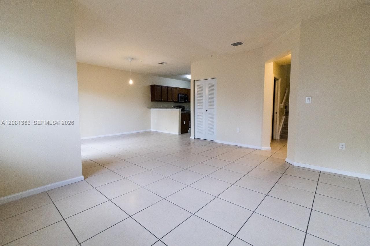 ST MAARTEN AT GRAND BAY C · #208 in Doral - Photo 8