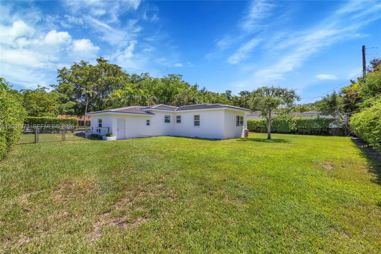 1540 Sarria Ave photo 27