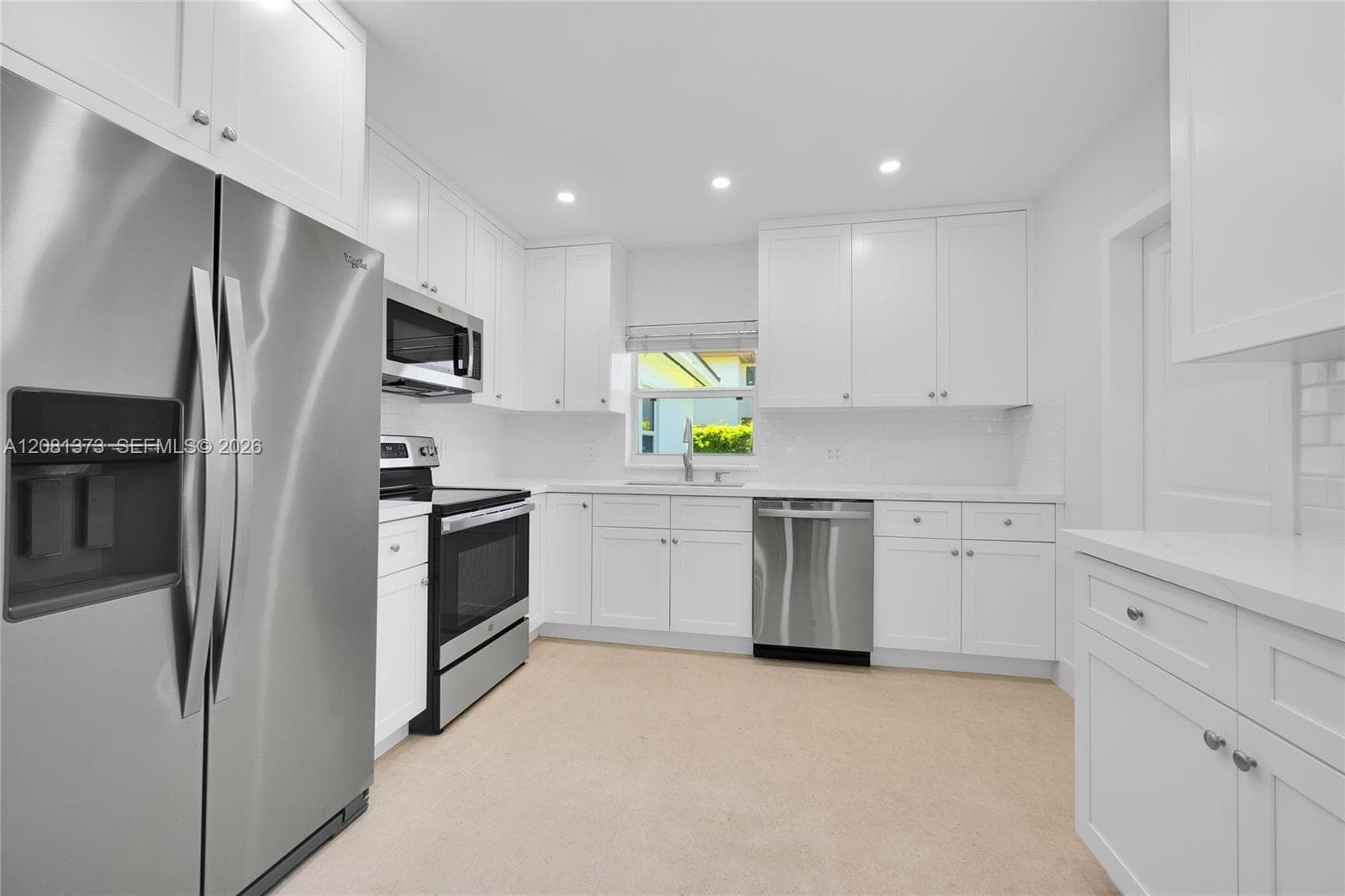 1540 Sarria Ave photo 12