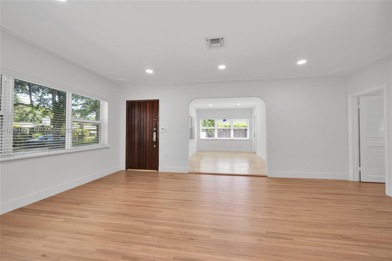 1540 Sarria Ave photo 5