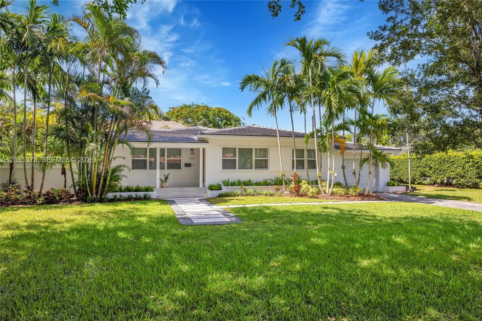 1540 Sarria Ave photo 30