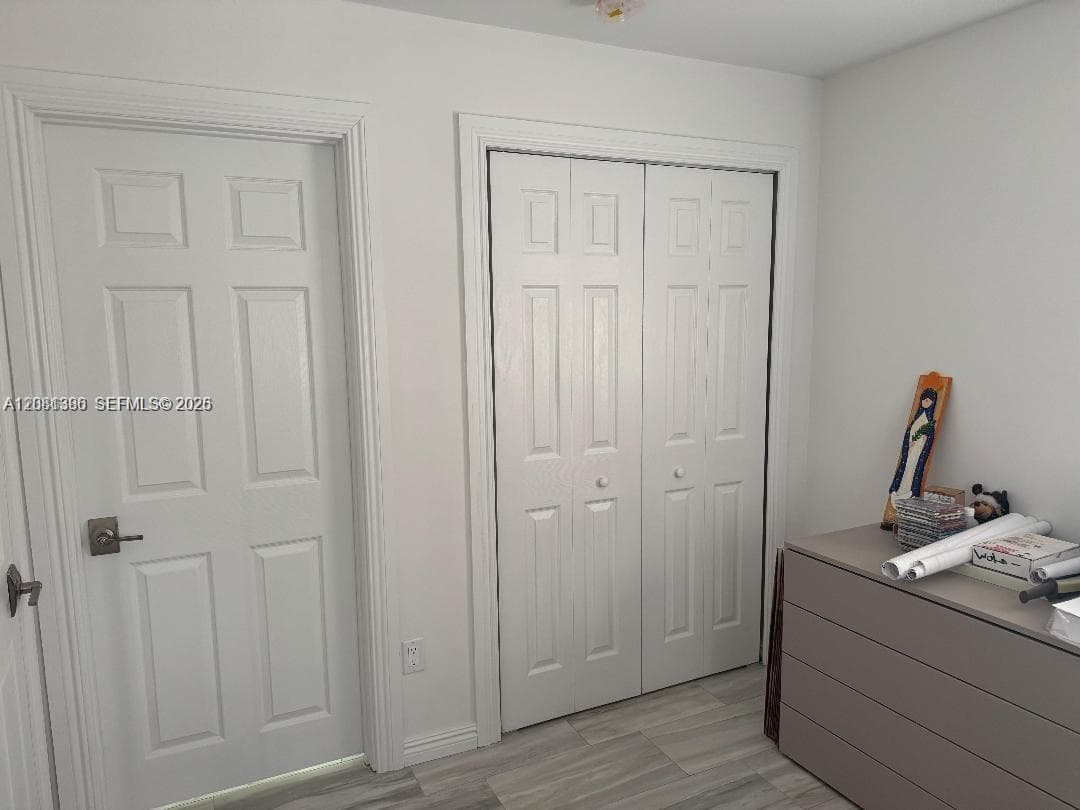 2710 Grant St photo 14