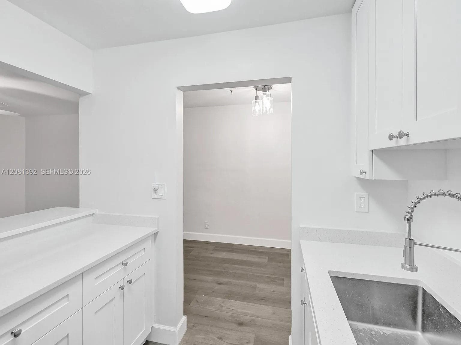 KINGSWAY APARTMENTS · #7 in Hollywood - Photo 11