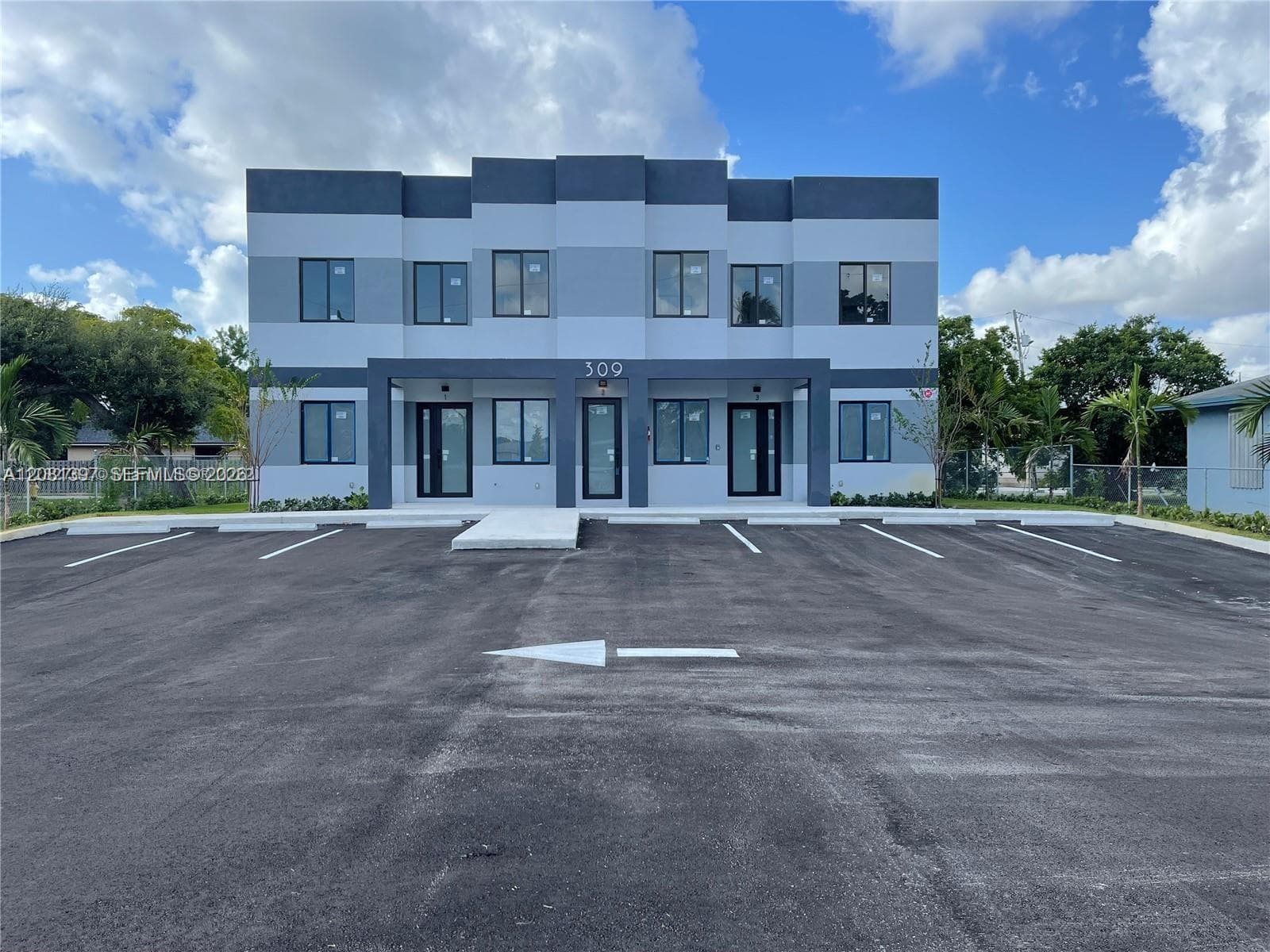 309 NW 7th Ct #1 photo 13
