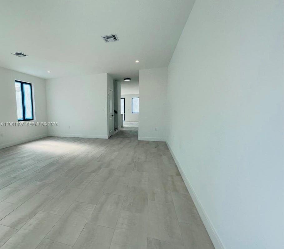 309 NW 7th Ct #1 photo 4