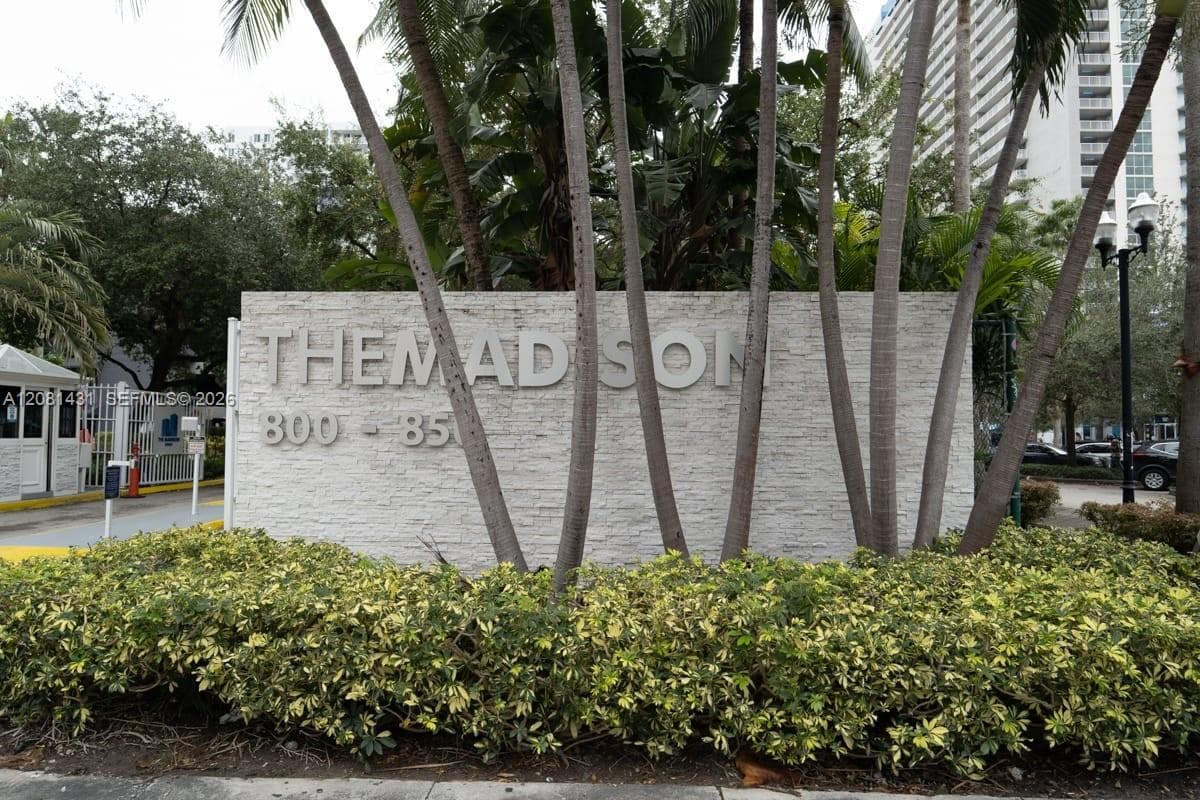 MADISON DOWNTOWN CONDO · #E1602 in Miami - Photo 4
