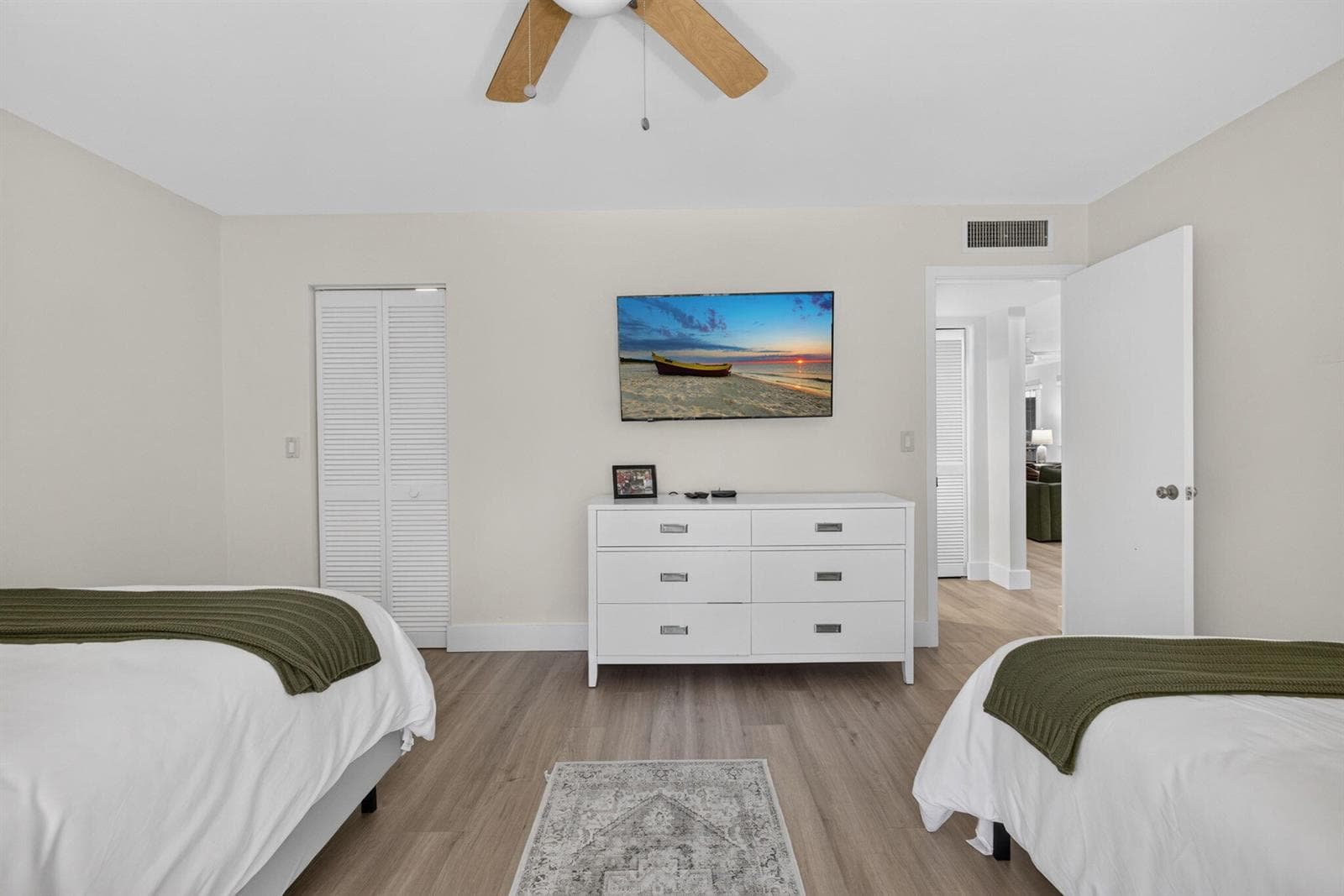 25-web-or-mls-5D1A0968