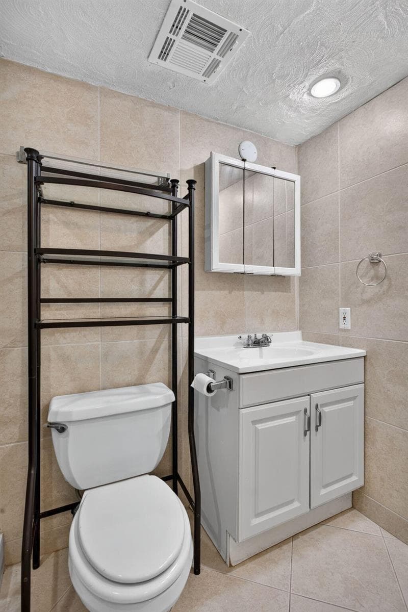 13-web-or-mls-2840 203-10