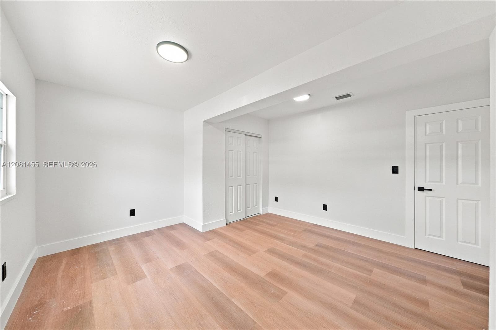 BEDROOM #1