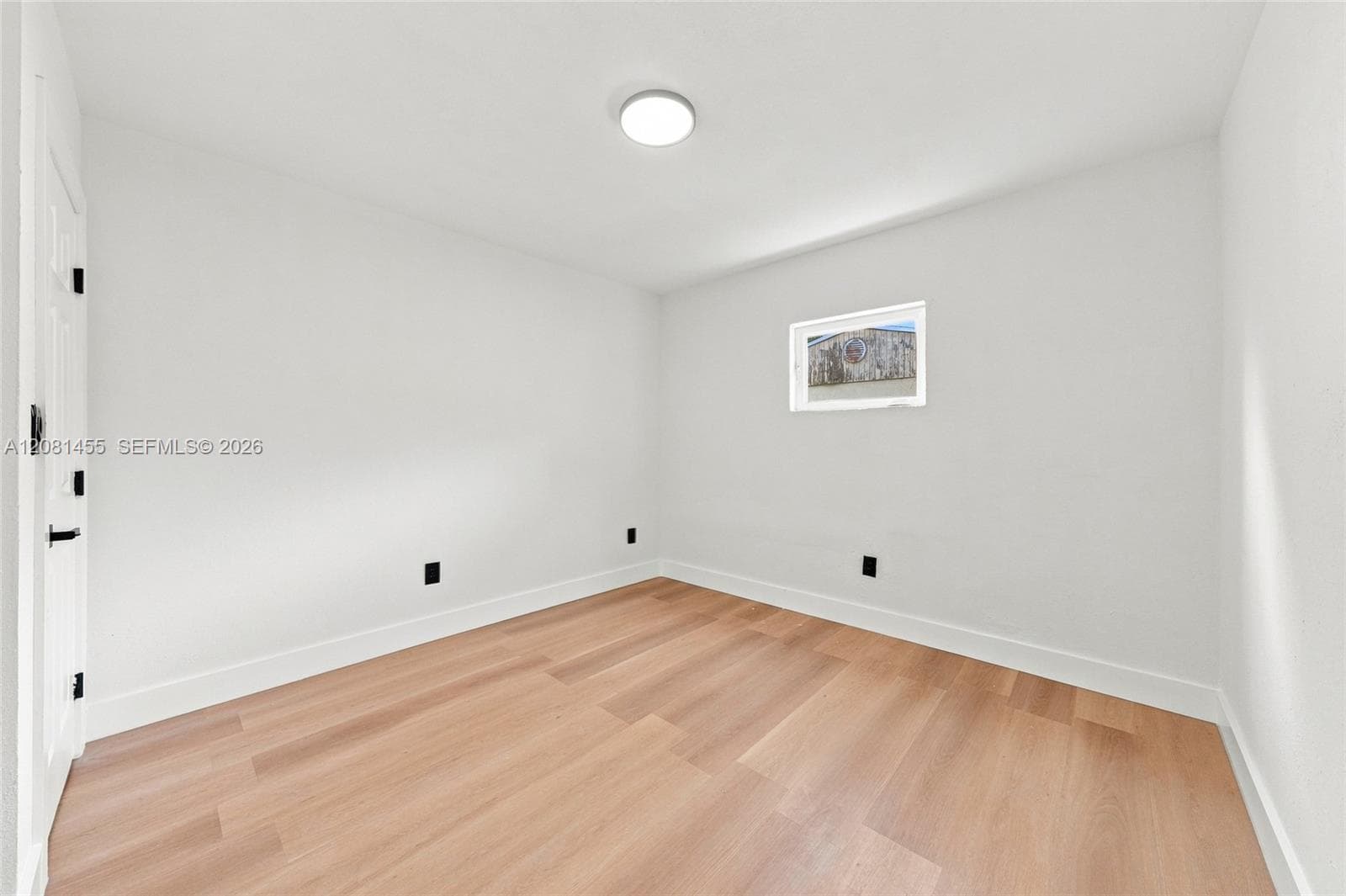 BEDROOM #2