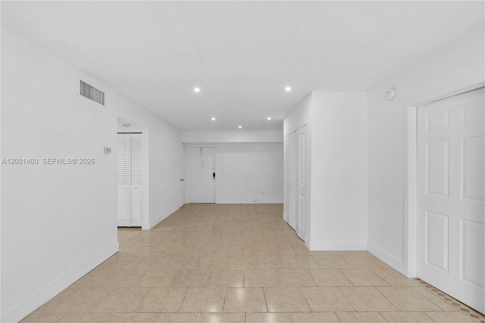 RESIDENCES @ THE FALLS CO · #107D in Miami - Photo 2