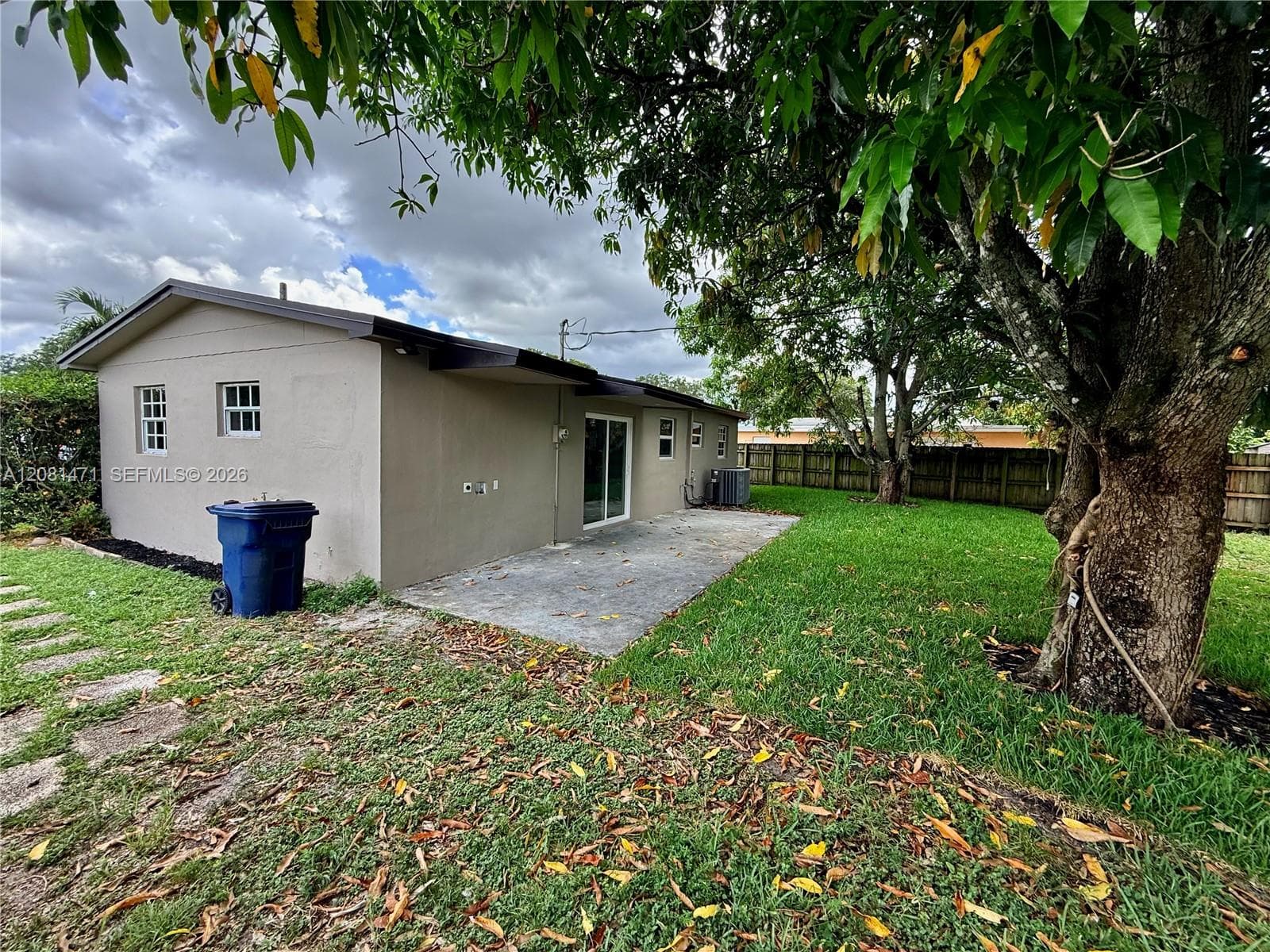21002 NW 34th Ct photo 4