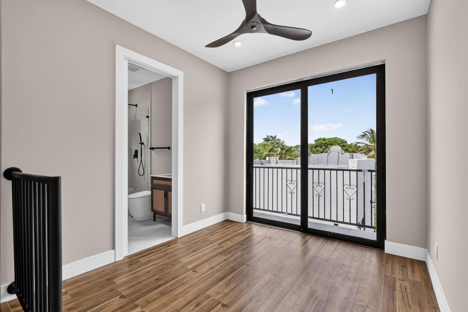 50-web-or-mls-099__14A4779