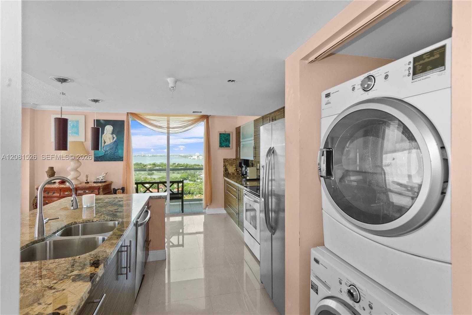 THE GRANDVIEW CONDO · #2304 in Miami Beach - Photo 10