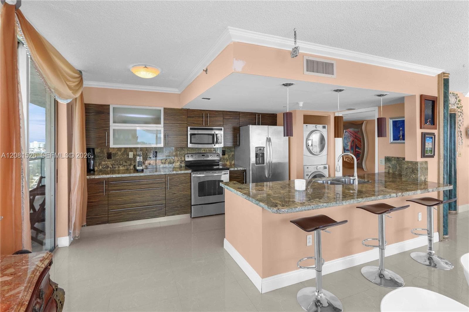 THE GRANDVIEW CONDO · #2304 in Miami Beach - Photo 8