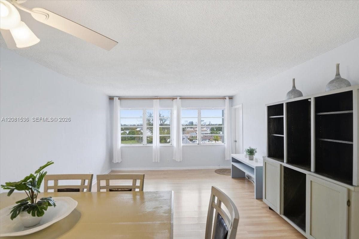 THIRD GULFSTREAM GARDEN · #501G in Hallandale Beach - Photo 16
